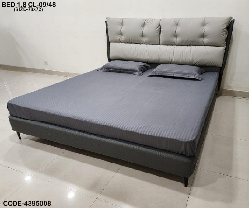 Contemporary Two-Tone Grey Bed
